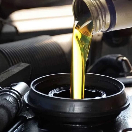Oil Change & Filter Replacement